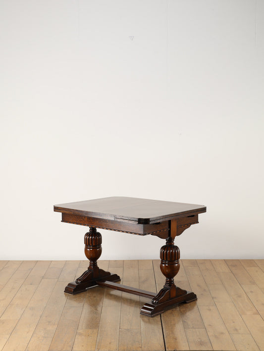 ドローリーフテーブル