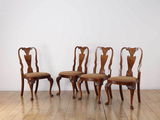 クイーンアンチェア