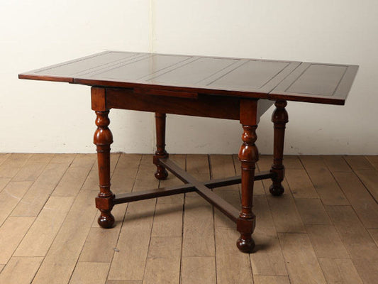 ドローリーフテーブル