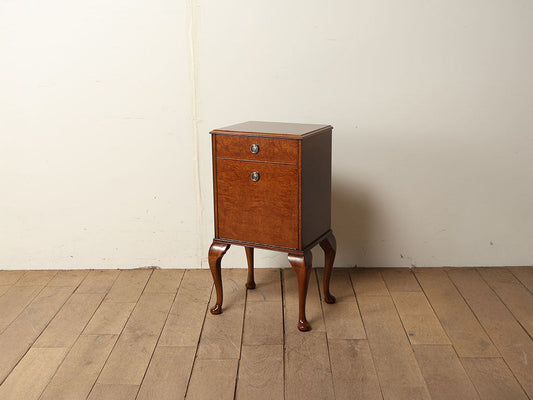 WRIGHTON ベッドサイドキャビネット