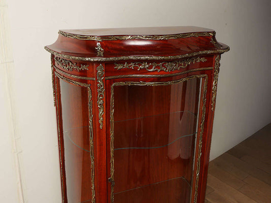 フレンチキャビネット