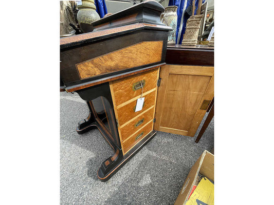 ヴィクトリアンダベンポートデスク