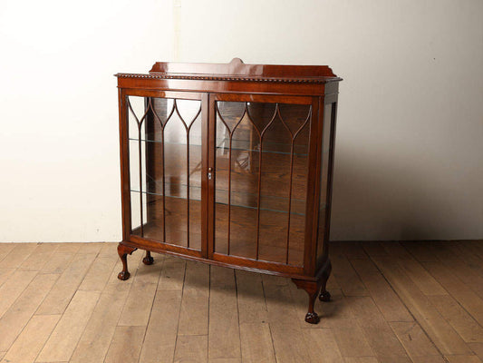 チャイナキャビネット