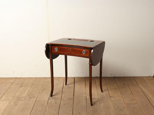 エドウォーディアンコンケイブライティングデスク