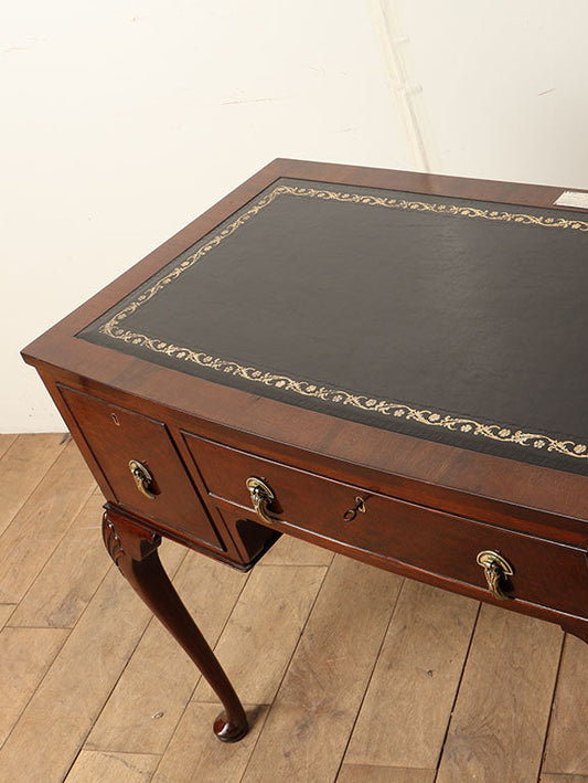 Q／Aレザートップデスク