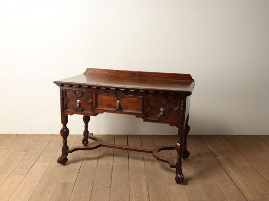 ジャコビアンサーバー