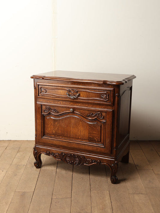 フレンチカップボード