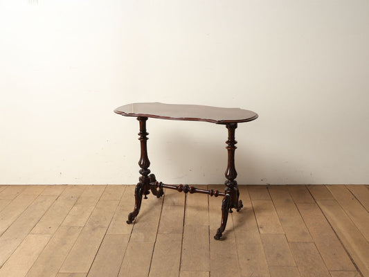 ヴィクトリアンサイドテーブル