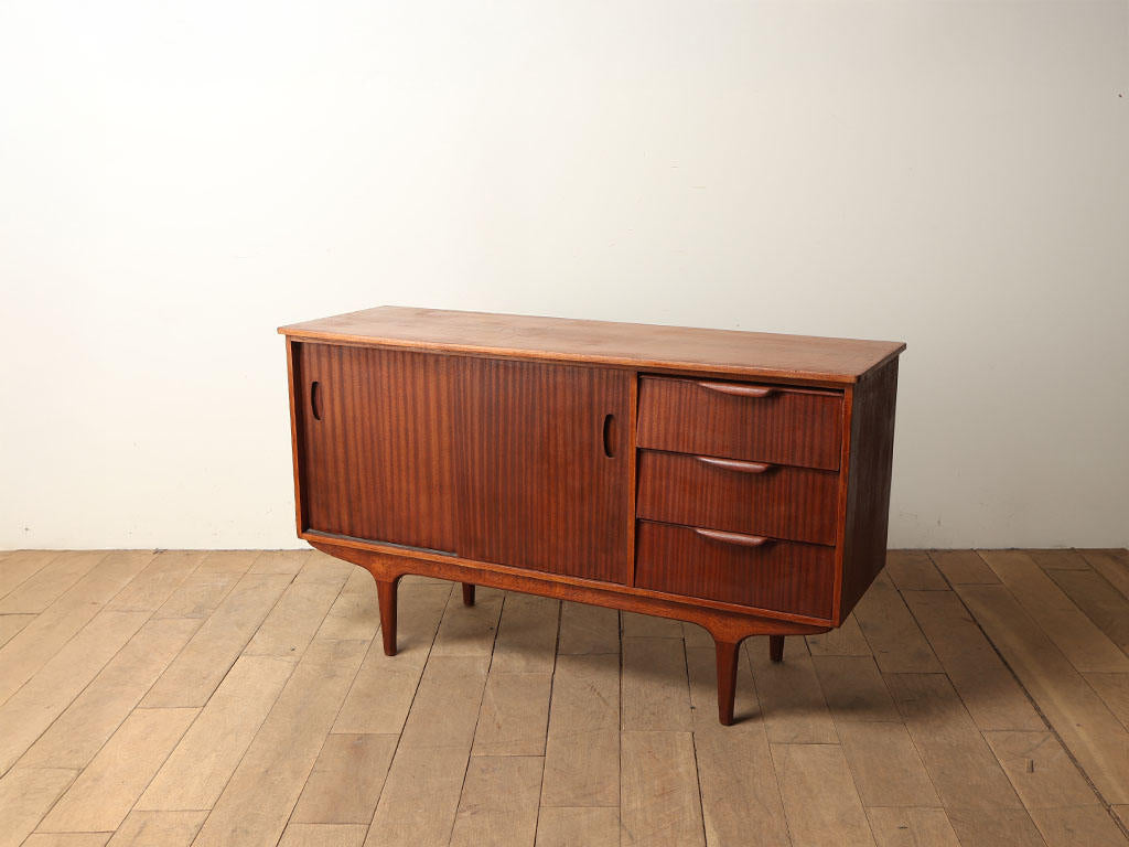 サイドボード | ロイズ・アンティークス | ヨーロッパのアンティーク