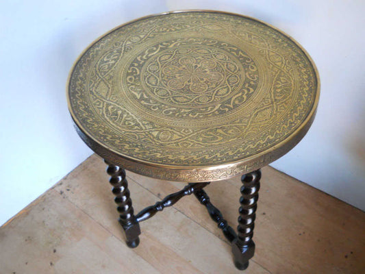 キャンペーンコーヒーテーブル