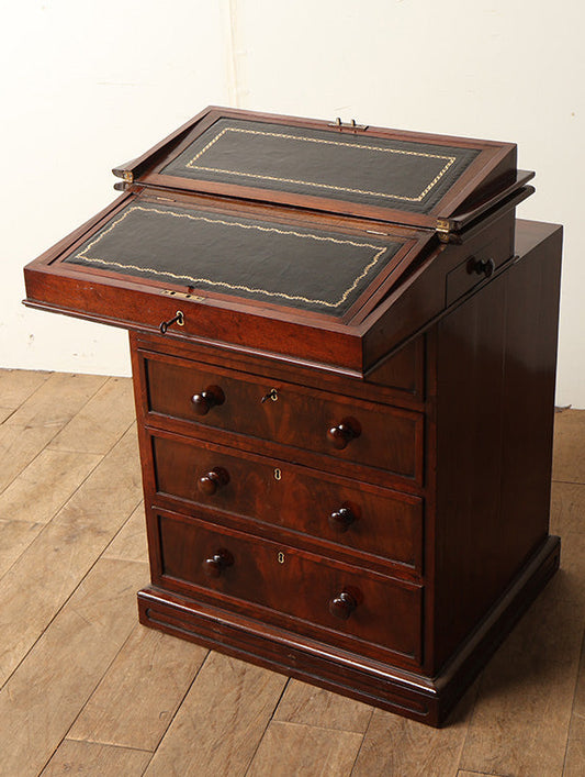 リージェンシーダベンポートデスク