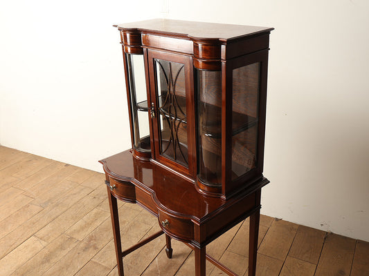 エドウォーディアンディスプレイキャビネット