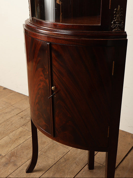 エドウォーディアンコーナーキャビネット