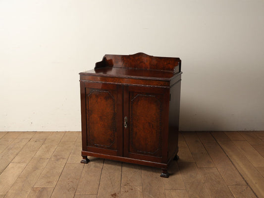 WARING & GILLOW カップボード