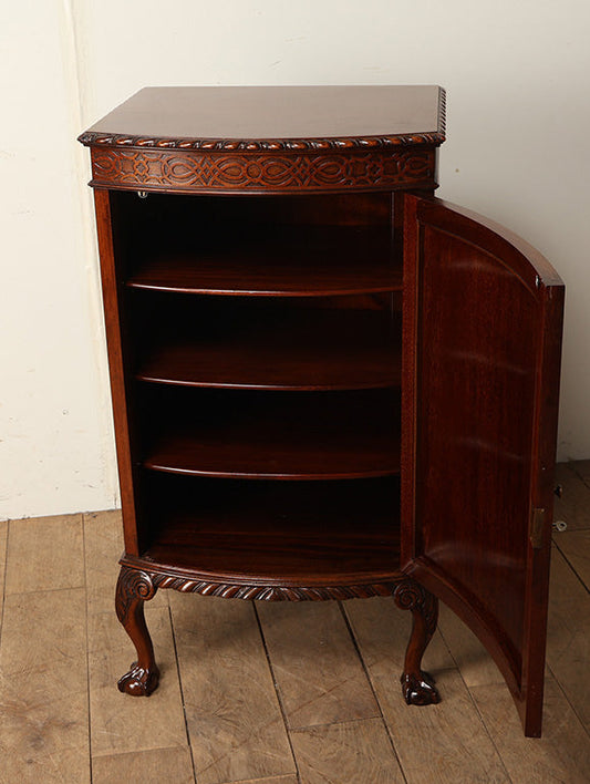 ミュージックキャビネット