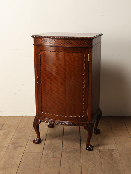 ミュージックキャビネット