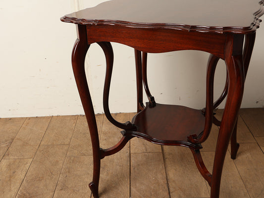 アールヌーヴォーオケージョンテーブル