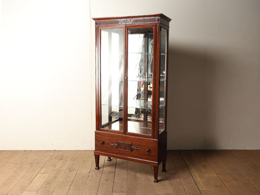 エドウォーディアンディスプレイキャビネット