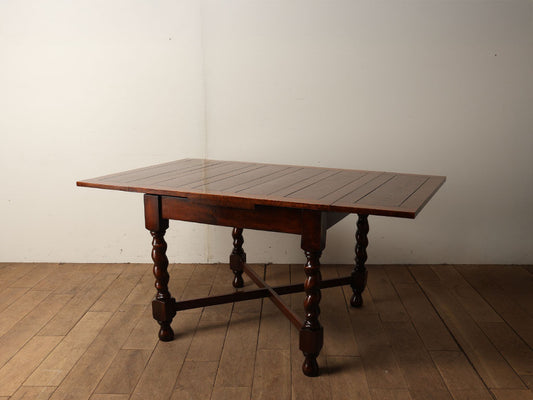 ドローリーフテーブル