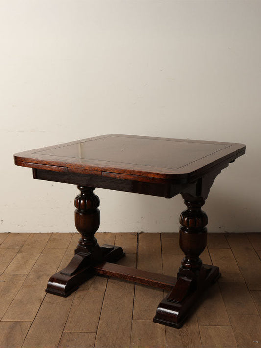 ドローリーフテーブル