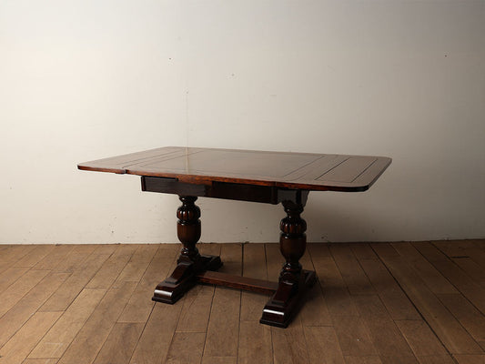 ドローリーフテーブル