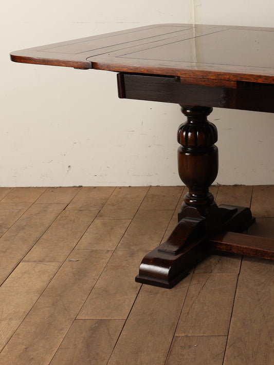 ドローリーフテーブル