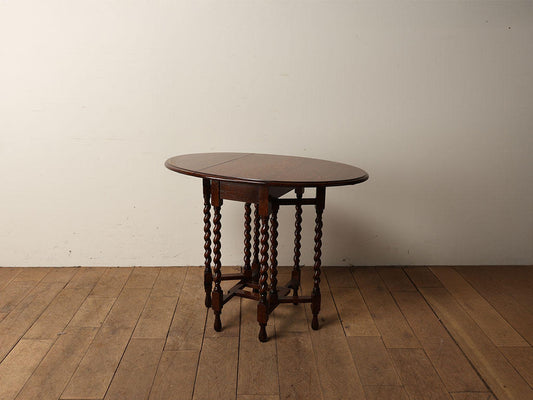 ゲートレッグテーブル