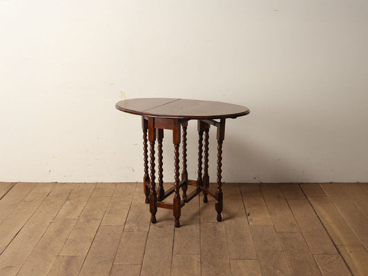 ゲートレッグテーブル