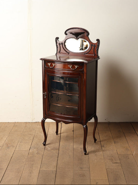 ミュージックキャビネット