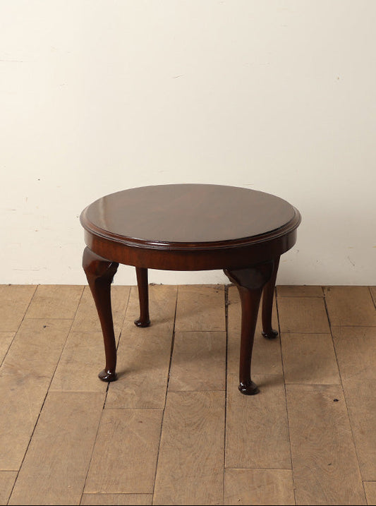 Q／Aコーヒーテーブル