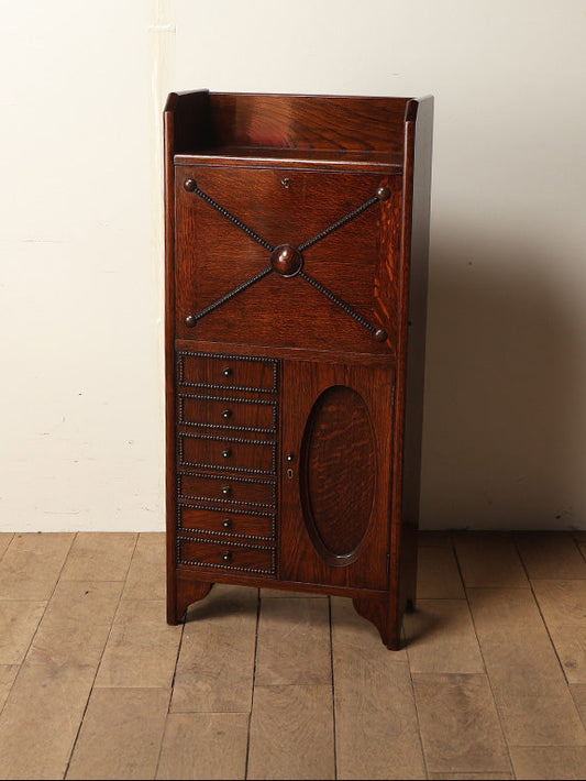 スチューデントビューロー