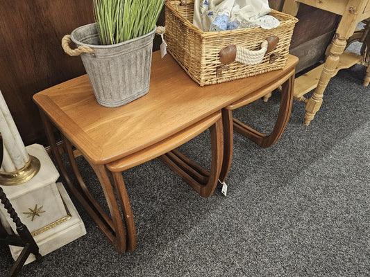 NATHAN ネストテーブル