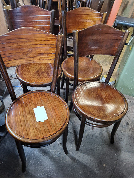 FISCHEL ベントウッドチェア　ボードバック