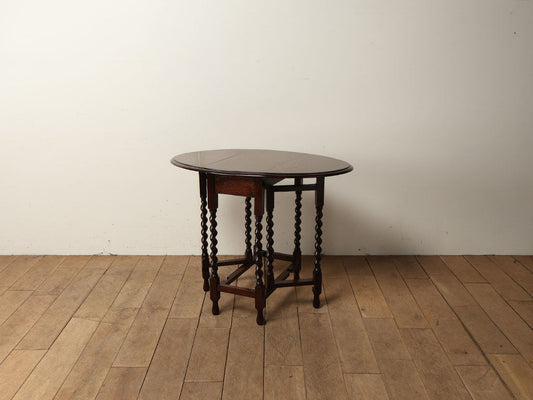 ゲートレッグテーブル