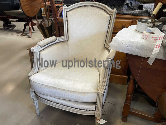 フレンチアームチェア