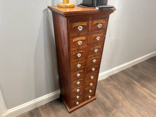 アポセカリーチェスト