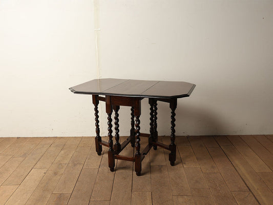 ゲートレッグテーブル