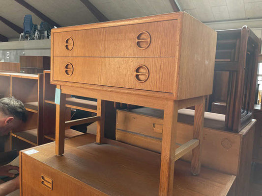 スモールチェスト