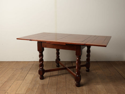 ドローリーフテーブル