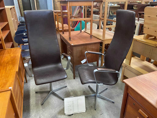 ARNE JACOBSEN QXFORD チェア