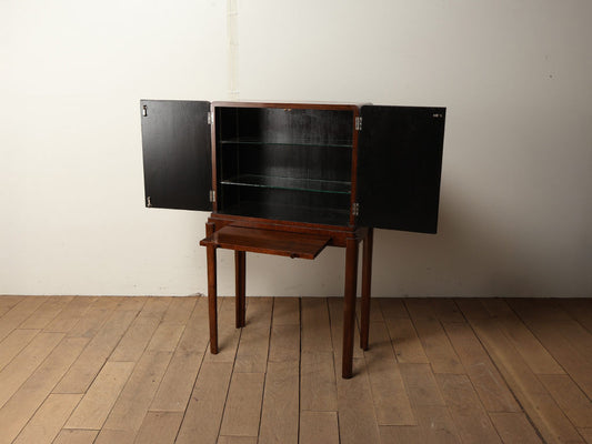 デコキャビネット