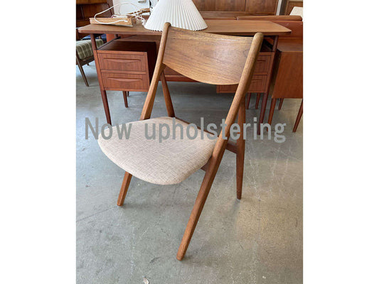 コンパスレッグチェア