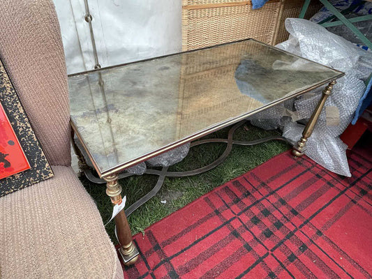 グラストップコーヒーテーブル