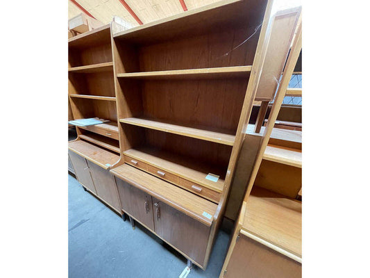 ブックシェルフ