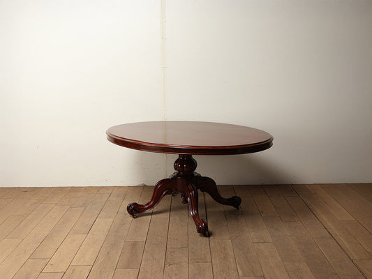 ブレックファストテーブル