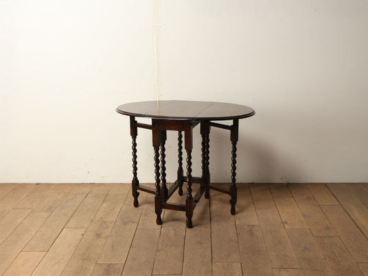 ゲートレッグテーブル