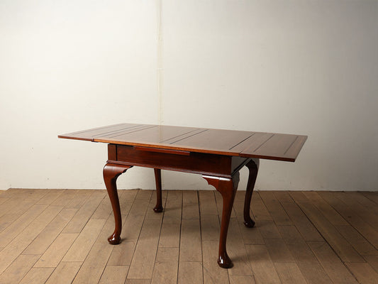 Q/Aドローリーフテーブル