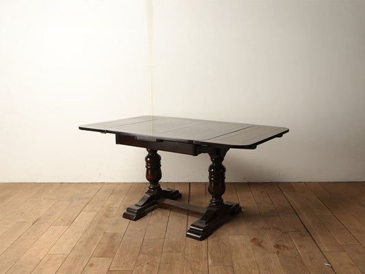 ドローリーフテーブル