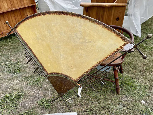 ファンシェイプファイヤースクリーン