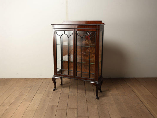 チャイナキャビネット